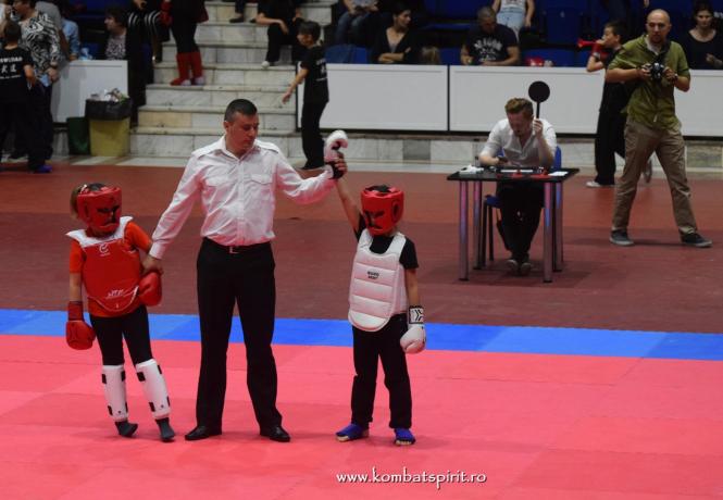 (c) www.kombatspirit.ro