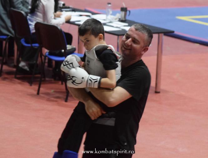 (c) www.kombatspirit.ro